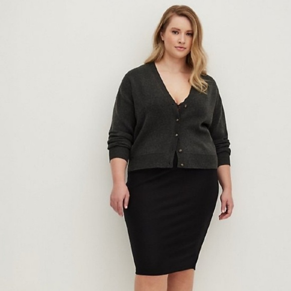 Torrid Black Stretch Pencil Skirt - Picture 1 of 7
